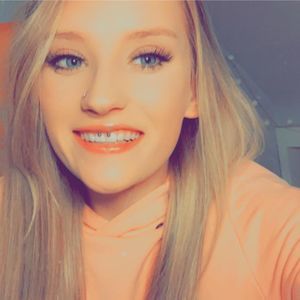 Meet your Posher, Sarina